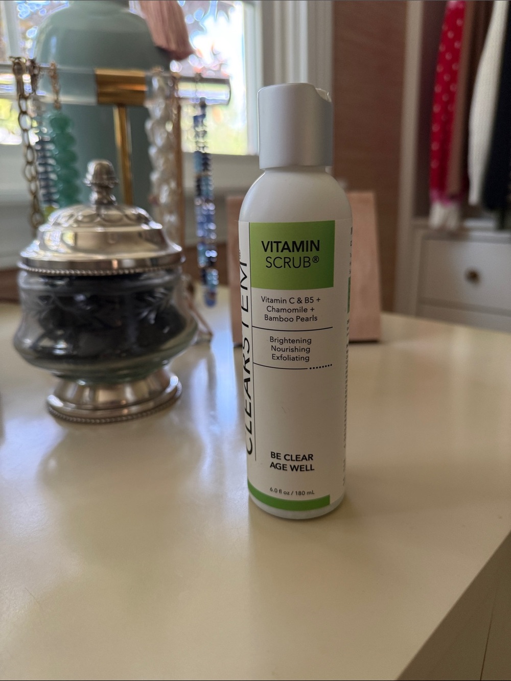Vitamin Scrub® Brightening Exfoliant — White & Green